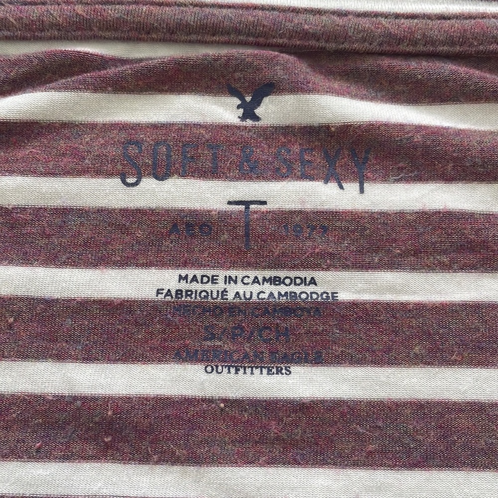 🎉 American Eagle Soft & Sexy Striped long sleeve shirt - Picture 2 of 6